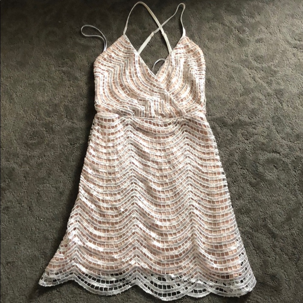 Lulus cross back dress XS